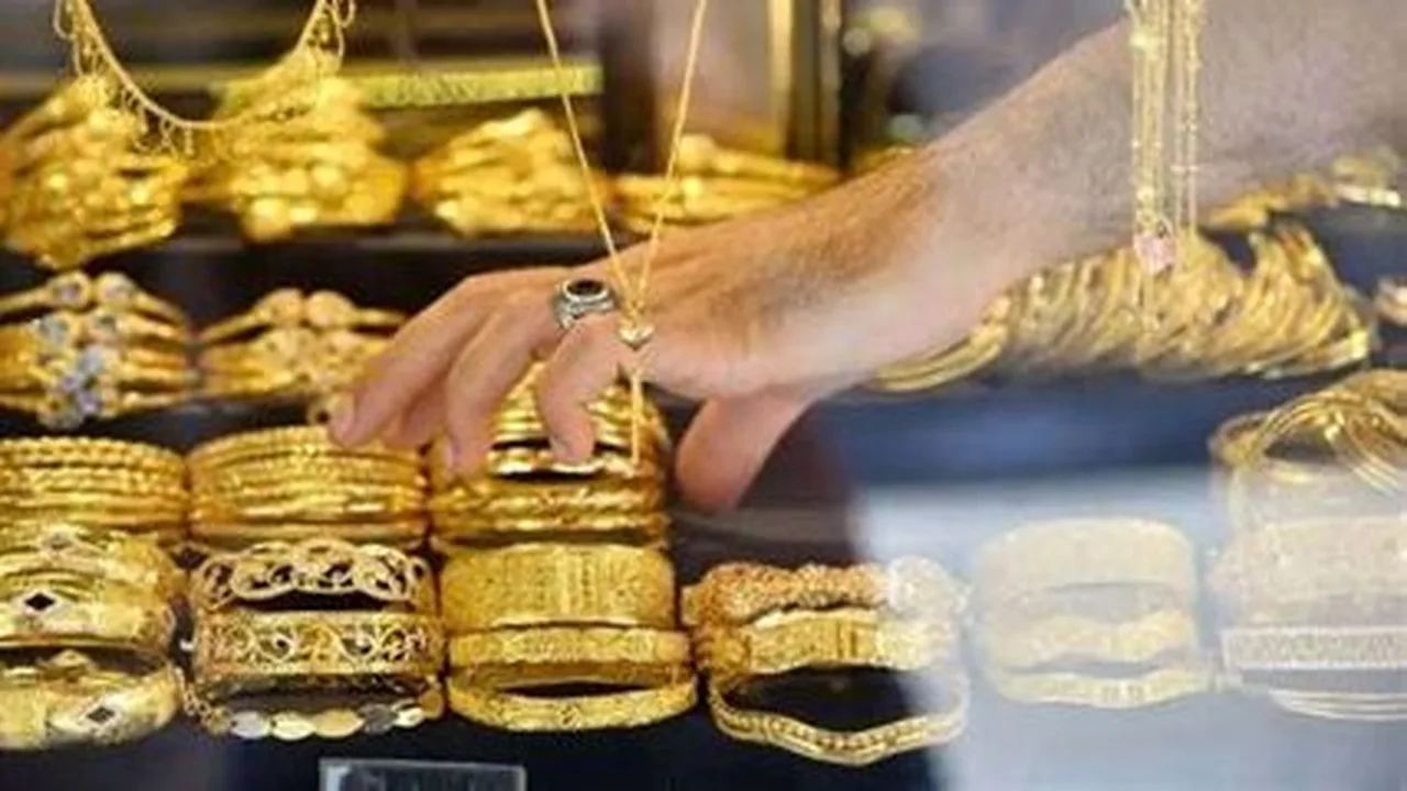 ارتفاع أسعار الذهب محلياً وعالمياً رغم التراجع الملحوظ في مستويات الطلب